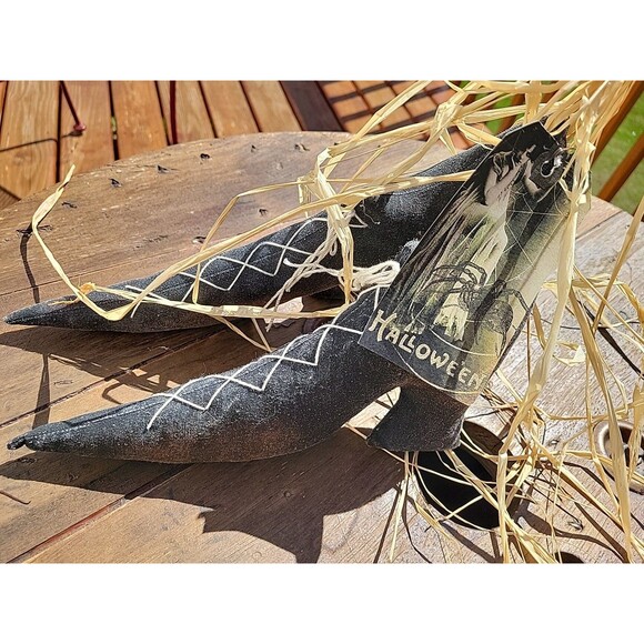 Primitive Folk Art Pair of Witches Boots Shoes hanging decor handmade Holiday - Picture 5 of 9